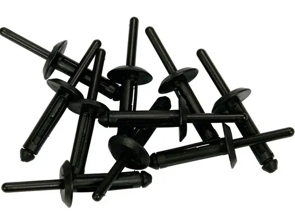 Пластикові заклепки 6,6х17,2 мм