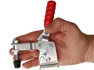 Прижим столярный вертикальный WorkMan GH-101-D 180кг