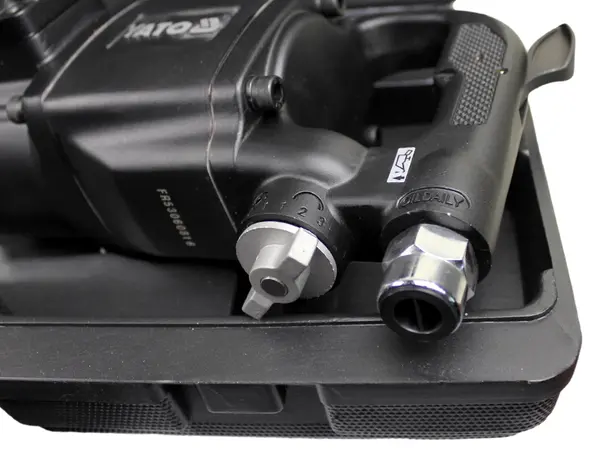 Мощный ударный пневматический гайковерт Yato 1'' 2600Нм