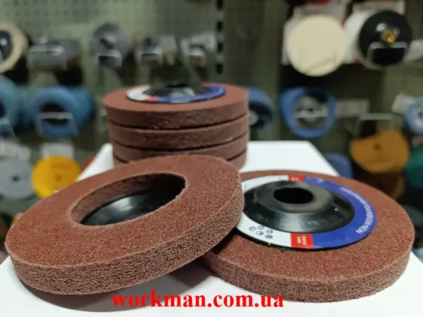 Круг Скотч Брайт піна для болгарки WorkMan Coarse-125 P80