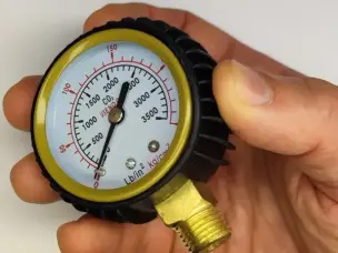 Манометр для углекислотного редуктора CO2 с защитным кожухом