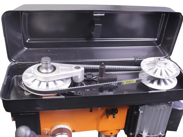 Сверлильный станок WorkMan DP12VL настольный с вариатором