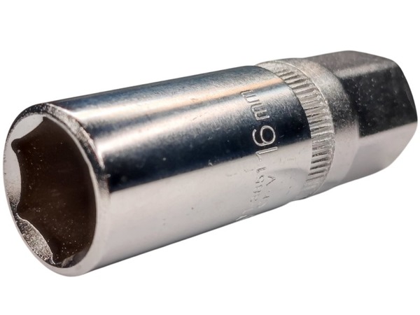 Головка свечная 16 мм 3/8" Yato Cr-V 50BV30
