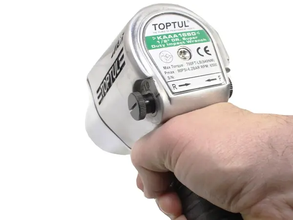 Пневмогайковерт ударный TopTul 1/2″ 949Нм